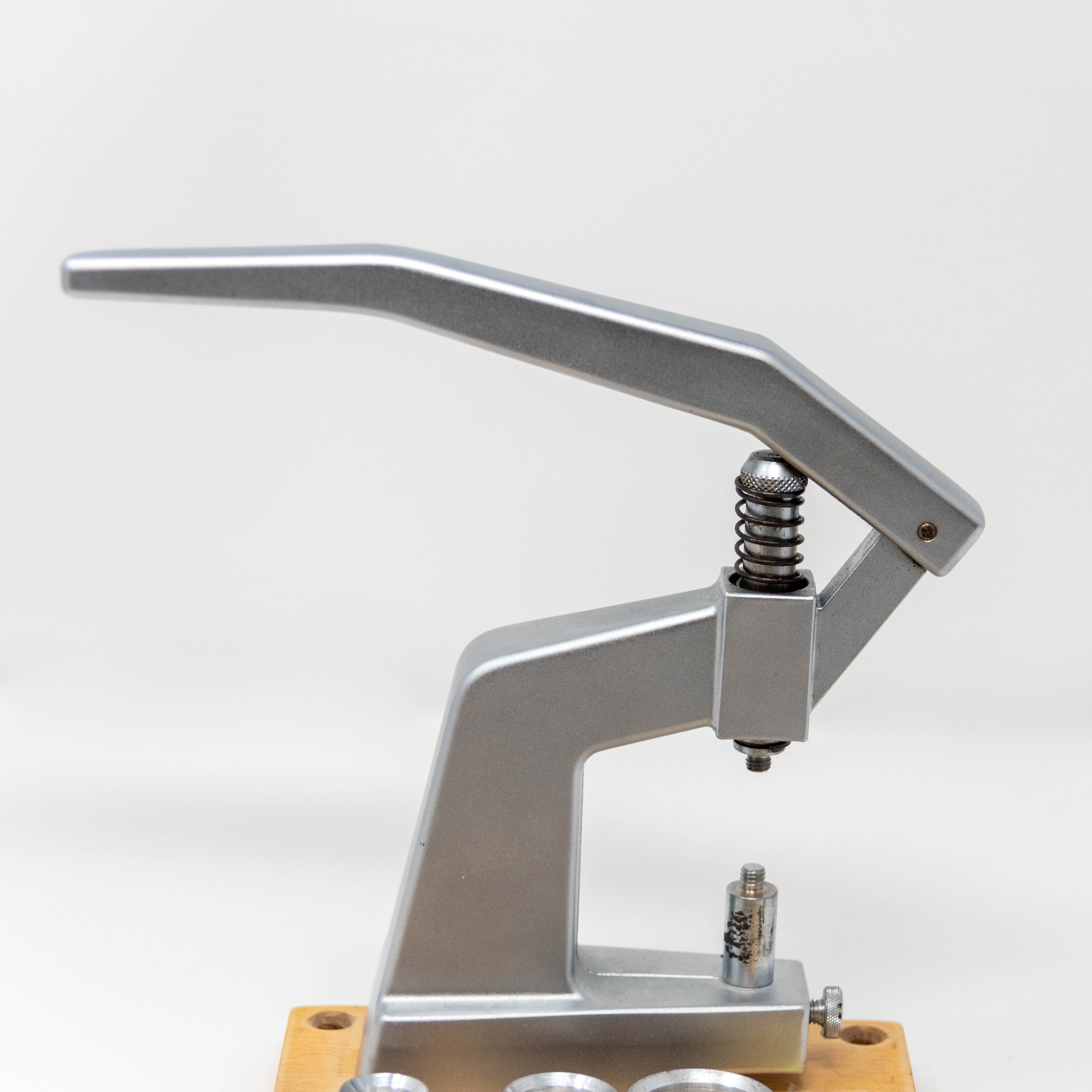 Bergeon 5500 Watch Crystal Press with 18 Dies